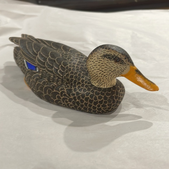 Bonded wood sculptures by world champion carver Hen Mallard - Picture 4 of 6